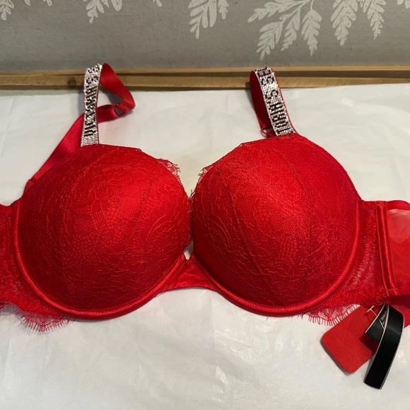 Victoria's Secret Very Sexy Sparkly Strap Bra, - Picture 3 of 9